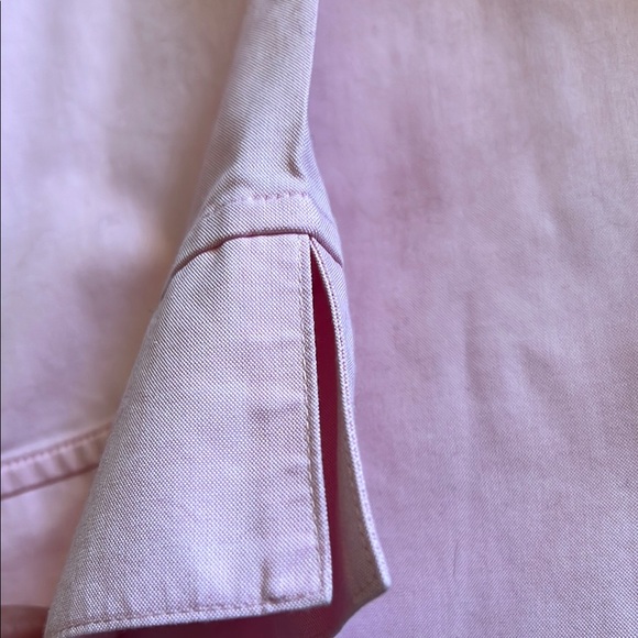 Pink women’s button down - Picture 4 of 5